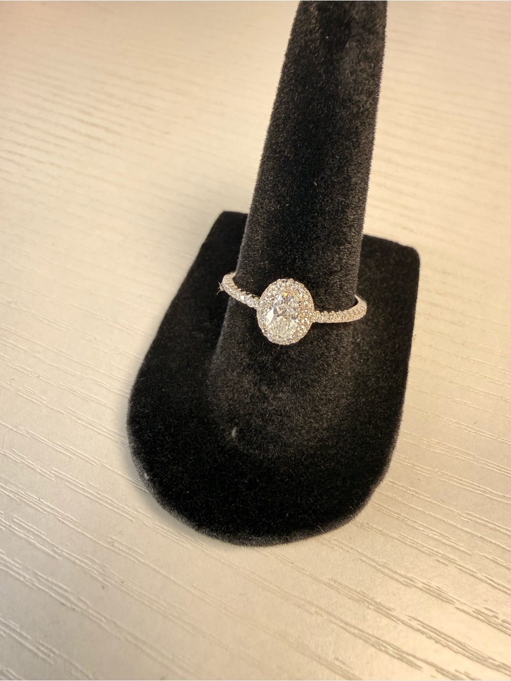 GRA Certified Size 8 .7ct Oval MOISSANITE Color D 925 Sterling Silver Ring - NEW